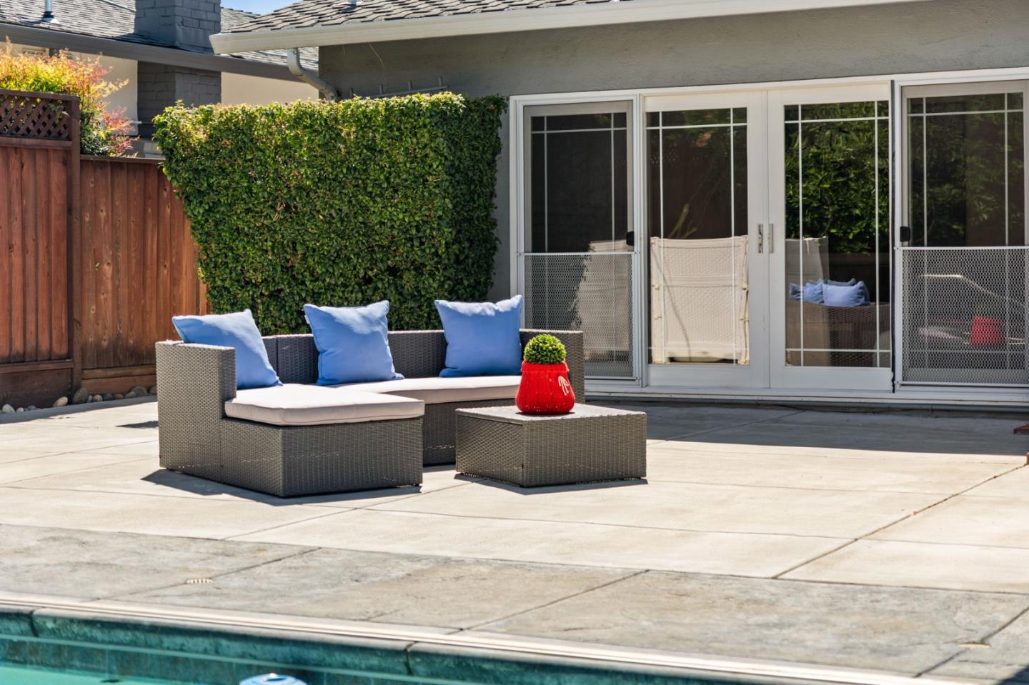 Detail Gallery Image 32 of 48 For 928 Longwood Ln, San Jose,  CA 95129 - 3 Beds | 2 Baths