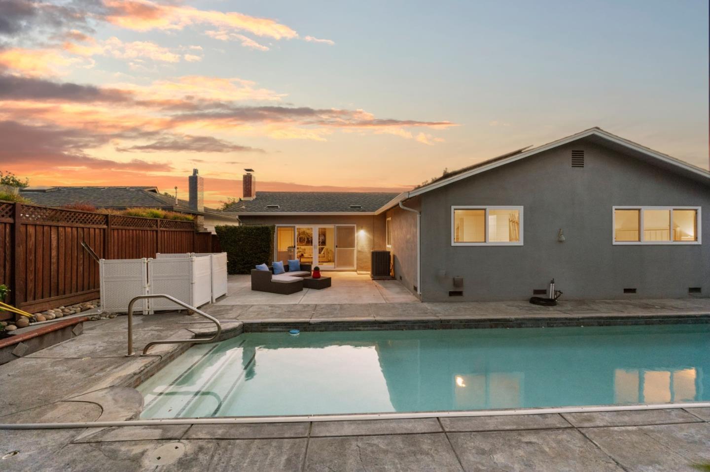Detail Gallery Image 41 of 48 For 928 Longwood Ln, San Jose,  CA 95129 - 3 Beds | 2 Baths