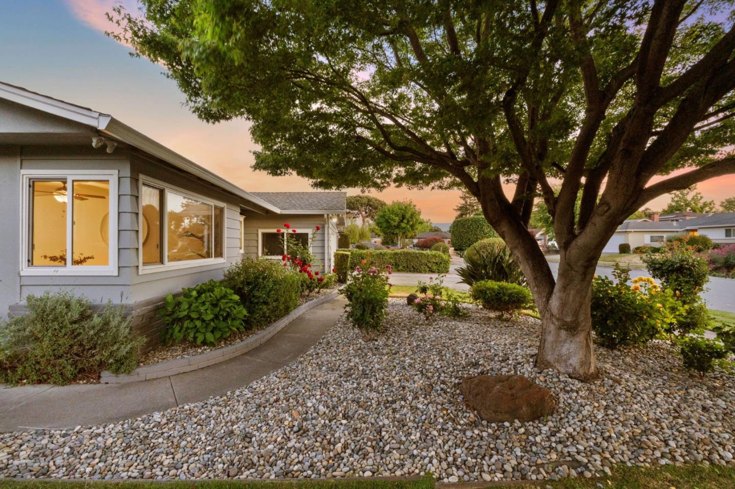 Detail Gallery Image 43 of 48 For 928 Longwood Ln, San Jose,  CA 95129 - 3 Beds | 2 Baths