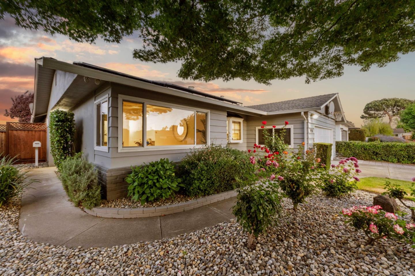 Detail Gallery Image 44 of 48 For 928 Longwood Ln, San Jose,  CA 95129 - 3 Beds | 2 Baths