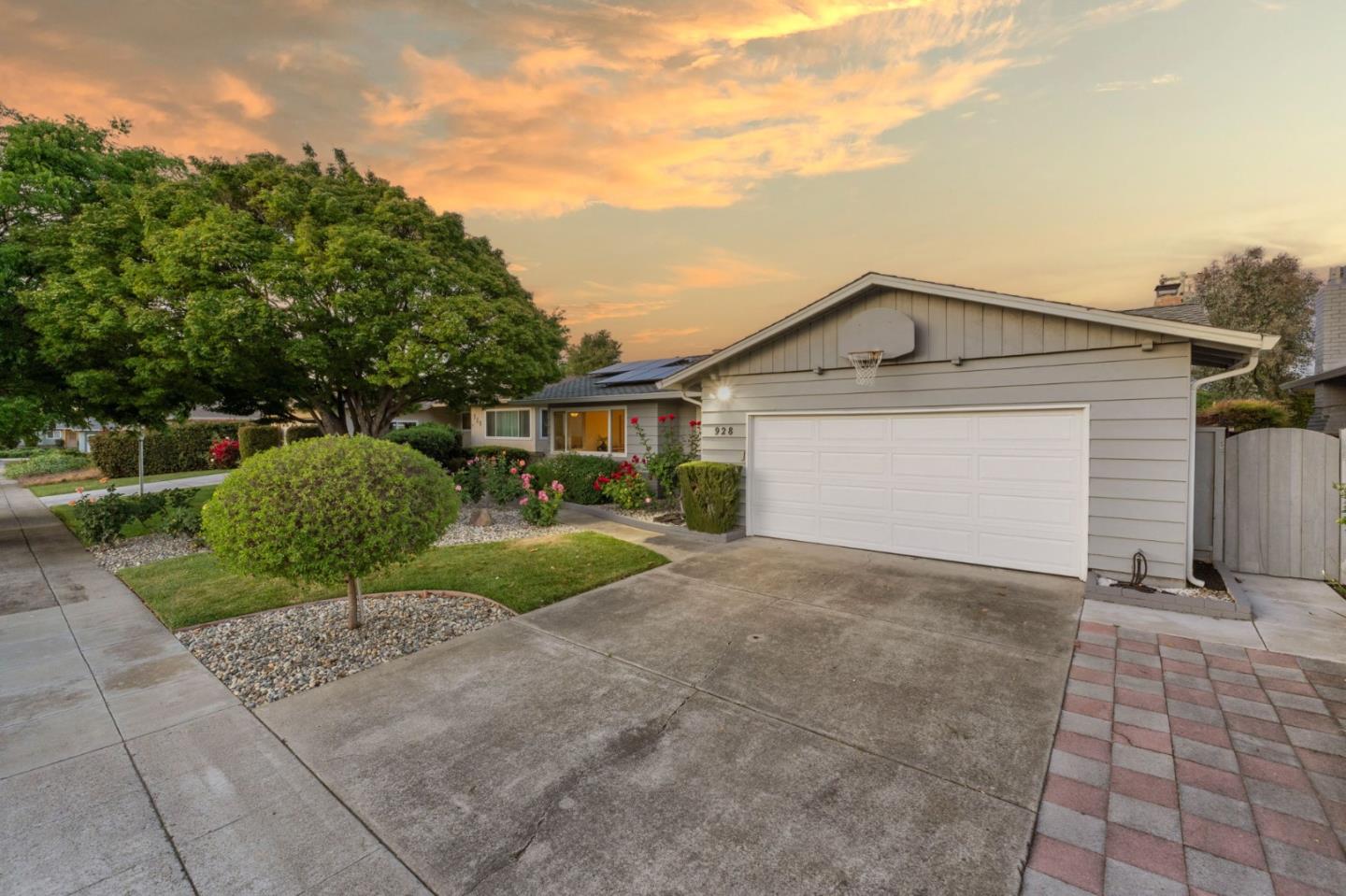 Detail Gallery Image 48 of 48 For 928 Longwood Ln, San Jose,  CA 95129 - 3 Beds | 2 Baths