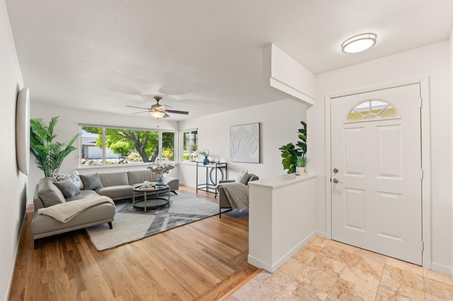 Detail Gallery Image 8 of 48 For 928 Longwood Ln, San Jose,  CA 95129 - 3 Beds | 2 Baths