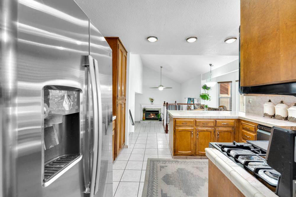Detail Gallery Image 13 of 52 For 711 Kirkwood Ct, Los Banos,  CA 93635 - 4 Beds | 3 Baths