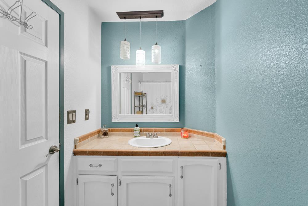Detail Gallery Image 29 of 52 For 711 Kirkwood Ct, Los Banos,  CA 93635 - 4 Beds | 3 Baths