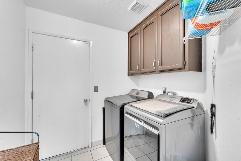 Detail Gallery Image 31 of 52 For 711 Kirkwood Ct, Los Banos,  CA 93635 - 4 Beds | 3 Baths