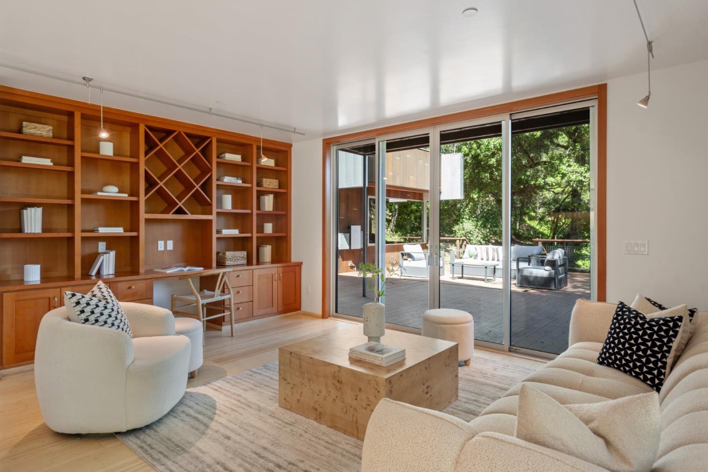 Detail Gallery Image 19 of 23 For 1005 Portola Rd, Portola Valley,  CA 94028 - 5 Beds | 3/1 Baths