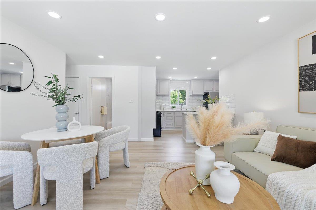 Detail Gallery Image 19 of 48 For 571 Hamilton Ave, Menlo Park,  CA 94025 - 3 Beds | 2 Baths