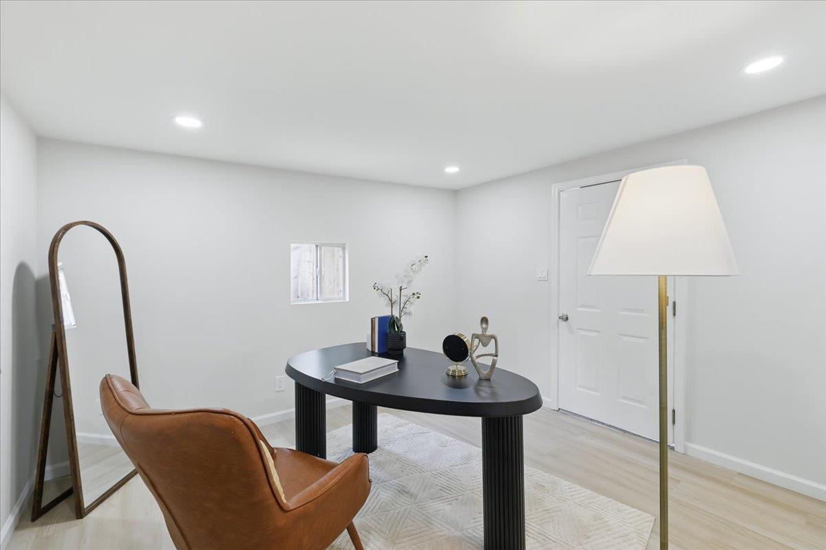 Detail Gallery Image 35 of 48 For 571 Hamilton Ave, Menlo Park,  CA 94025 - 3 Beds | 2 Baths