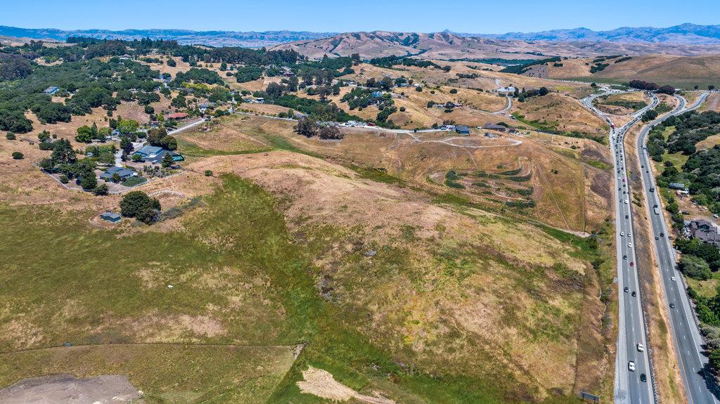 Detail Gallery Image 28 of 33 For 363 Orchard Hill Rd, San Juan Bautista,  CA 95045 - – Beds | – Baths