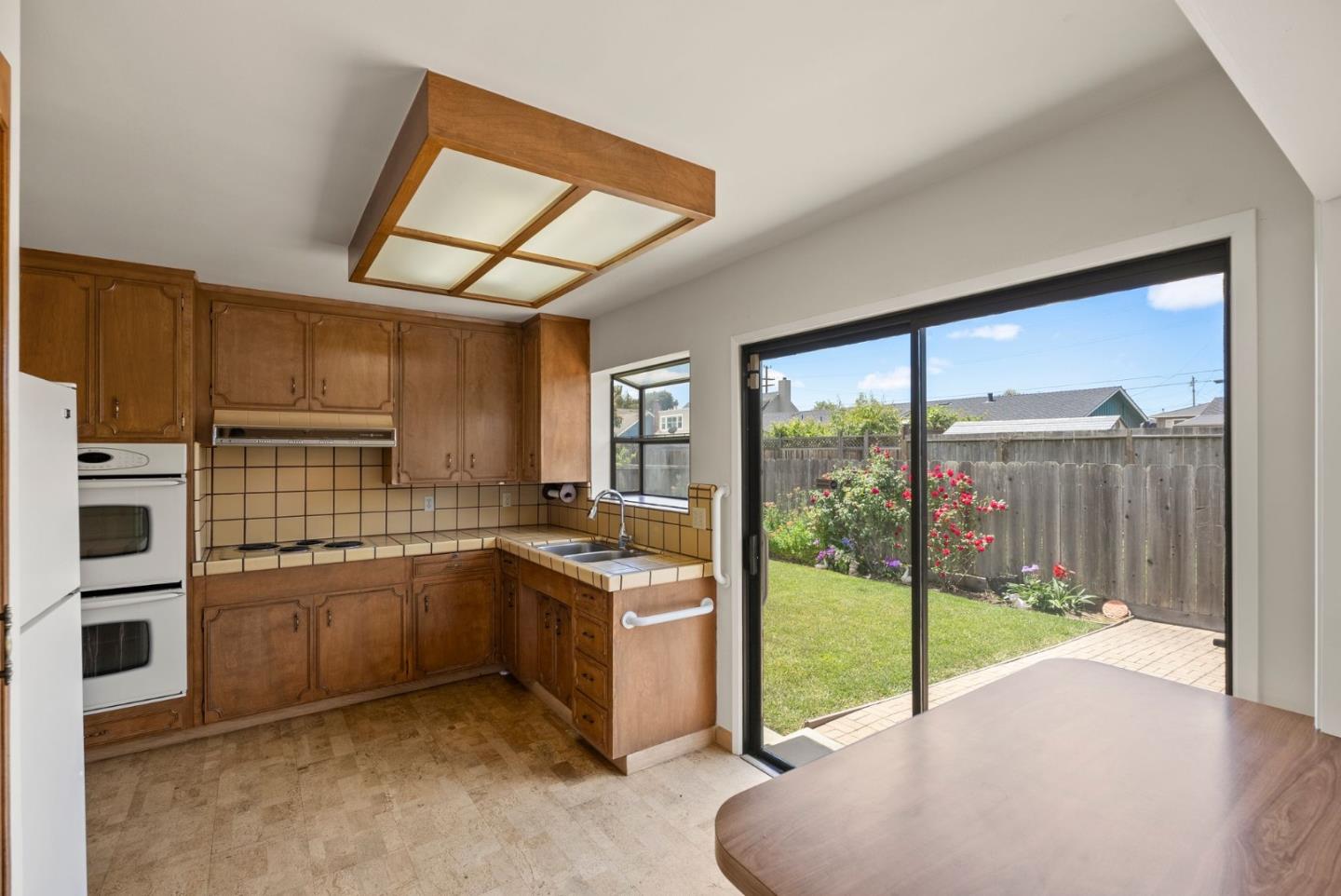 Detail Gallery Image 8 of 28 For 41 Bronson St, Watsonville,  CA 95076 - 3 Beds | 1 Baths