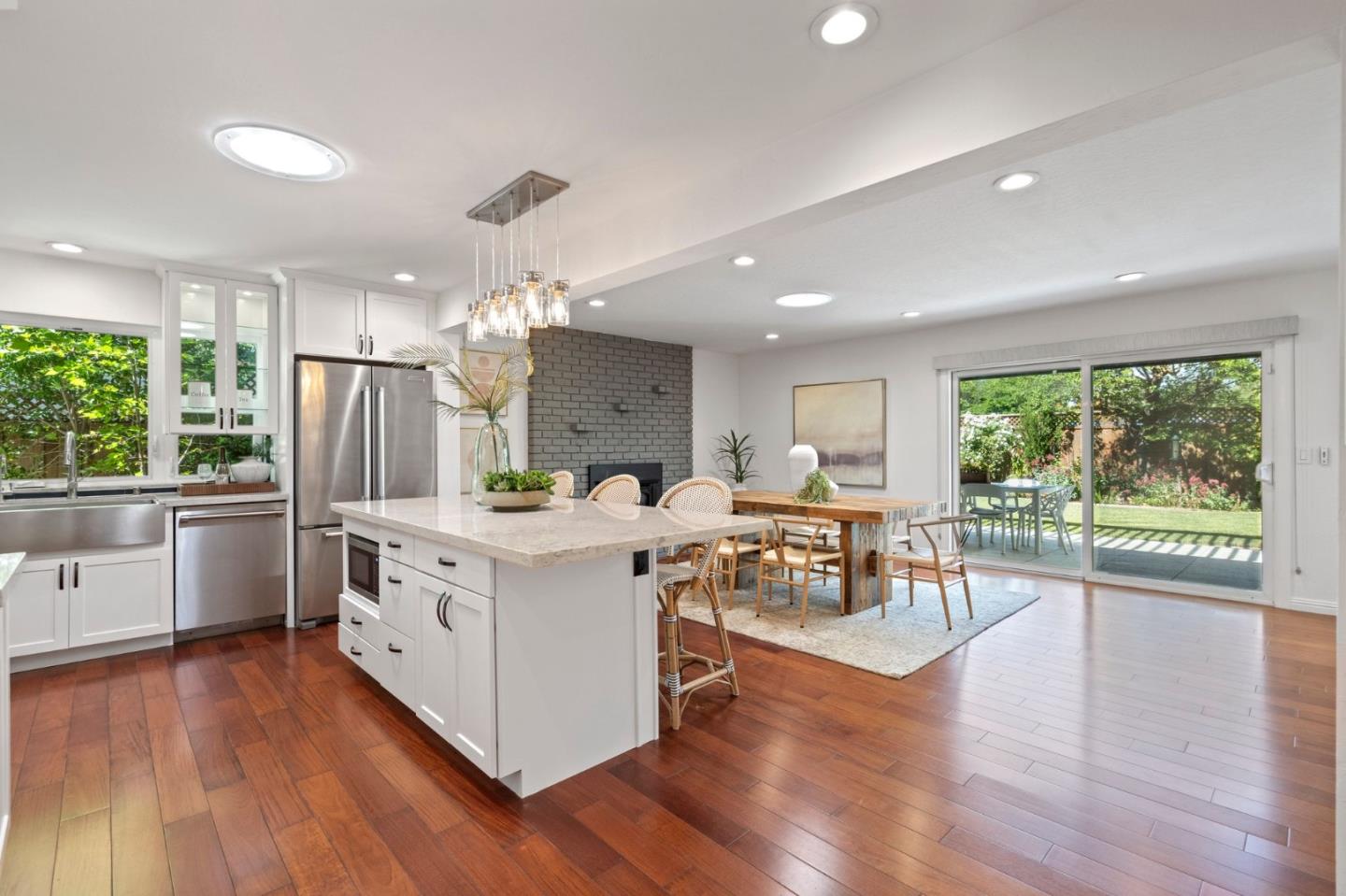 Detail Gallery Image 10 of 57 For 1193 Runnymede Dr, San Jose,  CA 95117 - 4 Beds | 2 Baths
