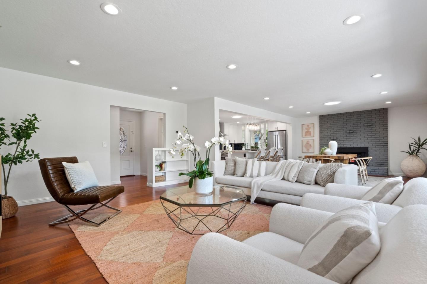 Detail Gallery Image 12 of 57 For 1193 Runnymede Dr, San Jose,  CA 95117 - 4 Beds | 2 Baths