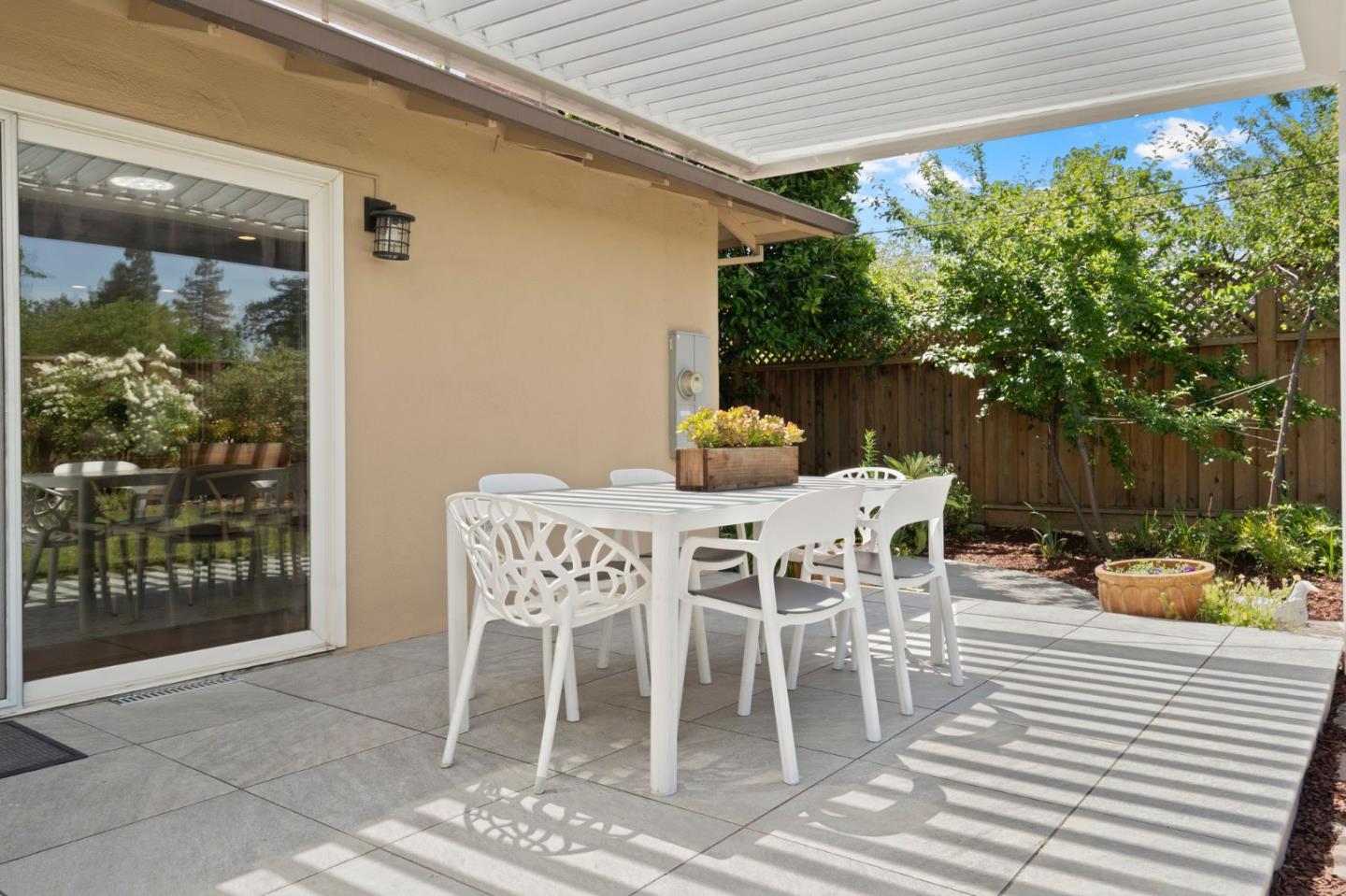 Detail Gallery Image 42 of 57 For 1193 Runnymede Dr, San Jose,  CA 95117 - 4 Beds | 2 Baths