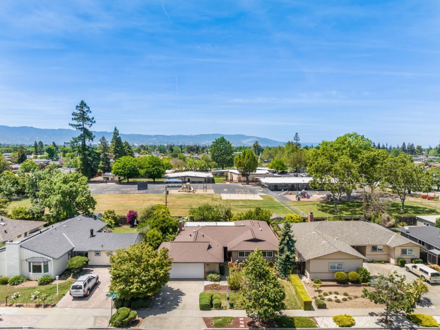 Detail Gallery Image 55 of 57 For 1193 Runnymede Dr, San Jose,  CA 95117 - 4 Beds | 2 Baths