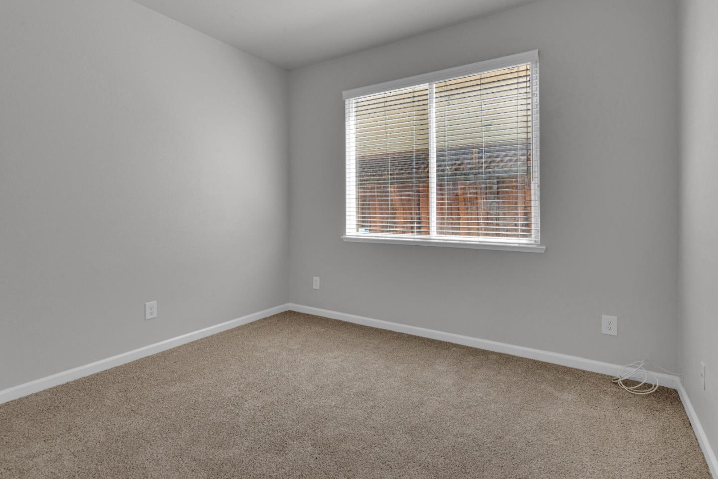 Detail Gallery Image 10 of 30 For 873 Santa Barbara, Soledad,  CA 93960 - 6 Beds | 3 Baths