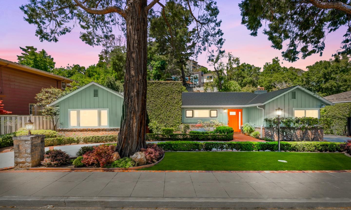 Detail Gallery Image 1 of 61 For 60 El Cerrito Ave, San Mateo,  CA 94402 - 3 Beds | 3 Baths