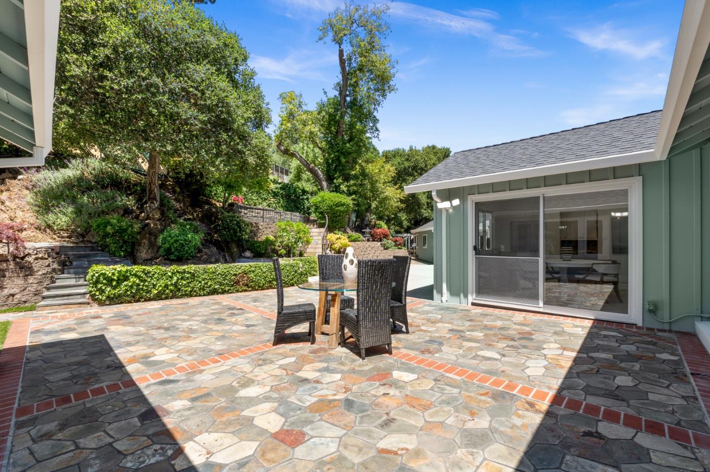 Detail Gallery Image 38 of 61 For 60 El Cerrito Ave, San Mateo,  CA 94402 - 3 Beds | 3 Baths