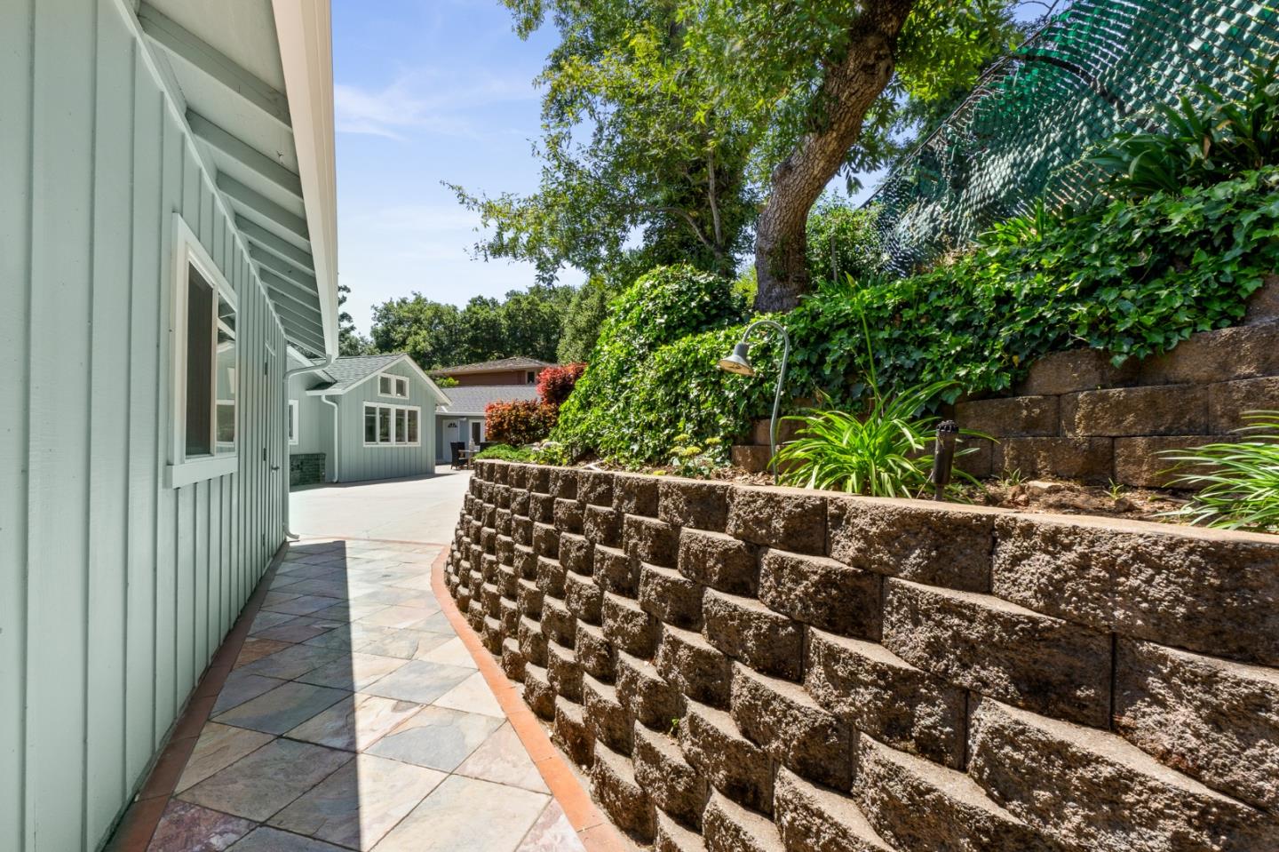 Detail Gallery Image 49 of 61 For 60 El Cerrito Ave, San Mateo,  CA 94402 - 3 Beds | 3 Baths