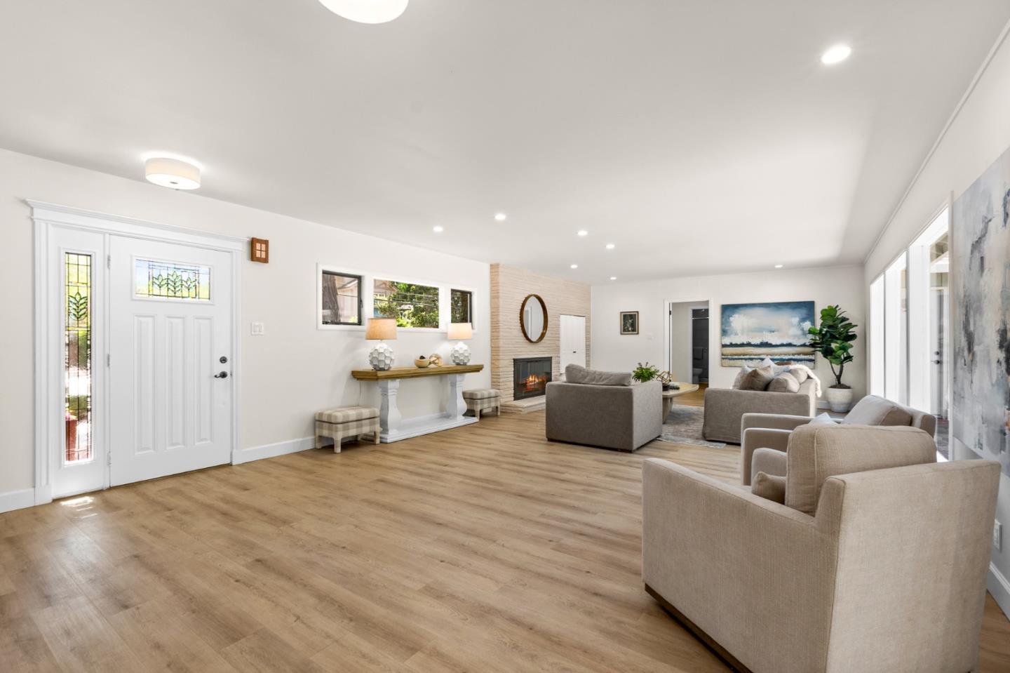 Detail Gallery Image 7 of 61 For 60 El Cerrito Ave, San Mateo,  CA 94402 - 3 Beds | 3 Baths