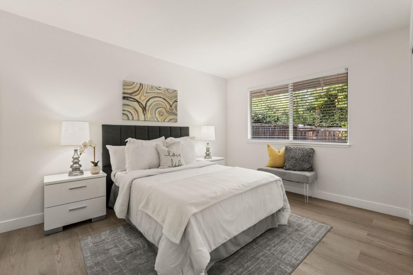 Detail Gallery Image 12 of 36 For 21 Willow Rd #45,  Menlo Park,  CA 94025 - 2 Beds | 2 Baths