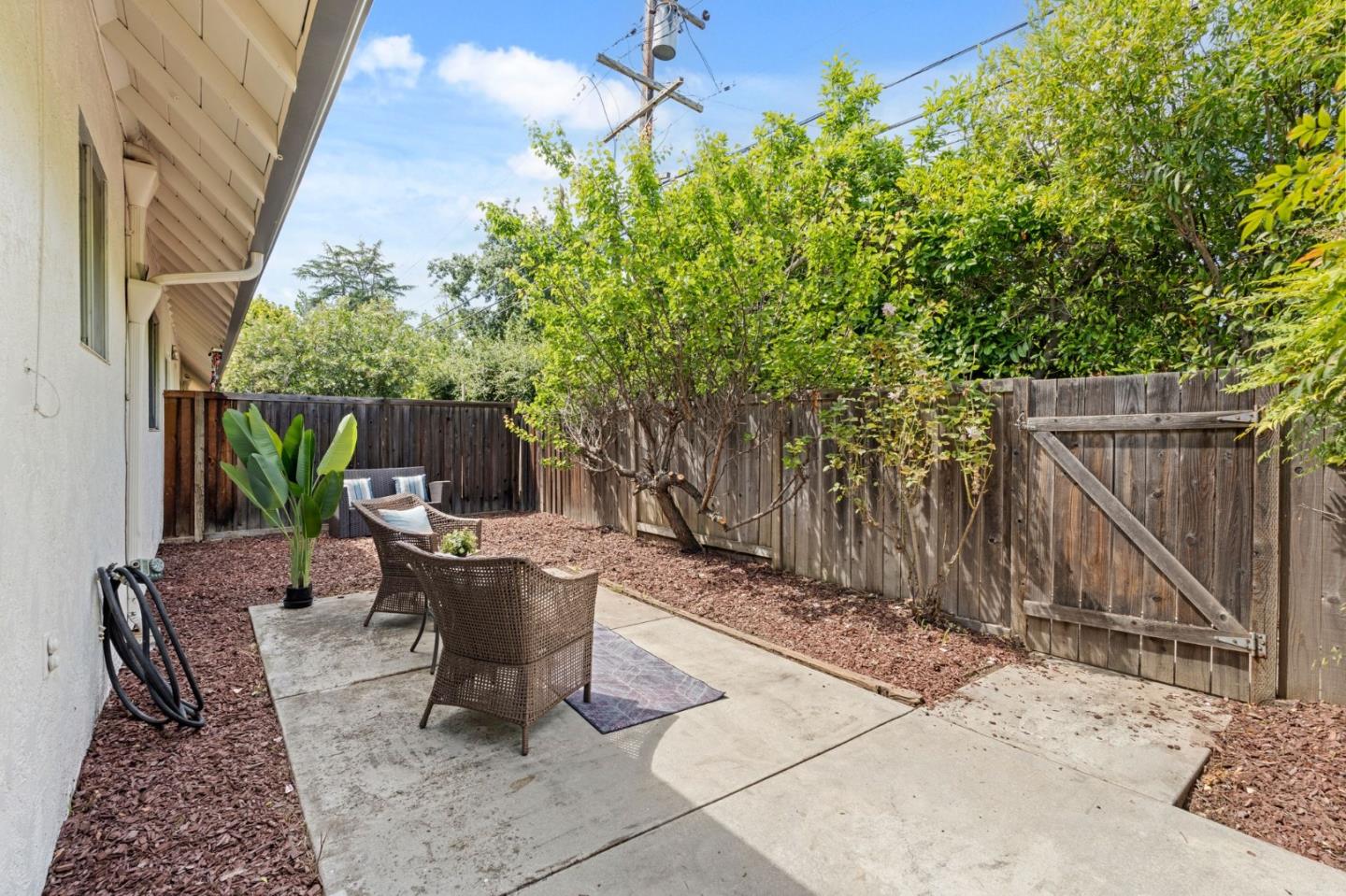 Detail Gallery Image 19 of 36 For 21 Willow Rd #45,  Menlo Park,  CA 94025 - 2 Beds | 2 Baths
