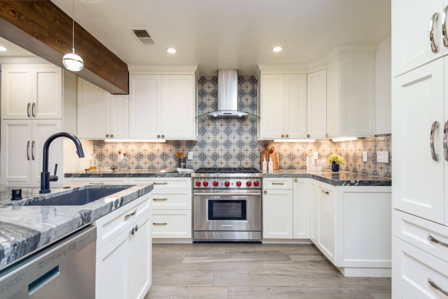 Detail Gallery Image 8 of 25 For 2023 Valparaiso Ave, Menlo Park,  CA 94025 - 4 Beds | 2 Baths