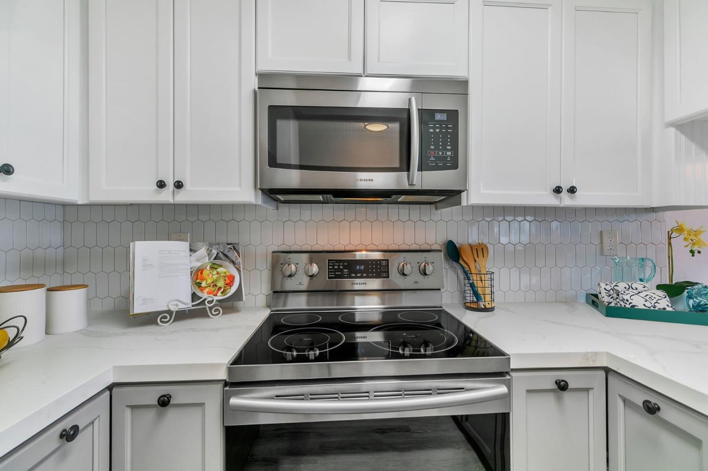 Detail Gallery Image 14 of 35 For 523 Sieber Pl, San Jose,  CA 95111 - 2 Beds | 1 Baths