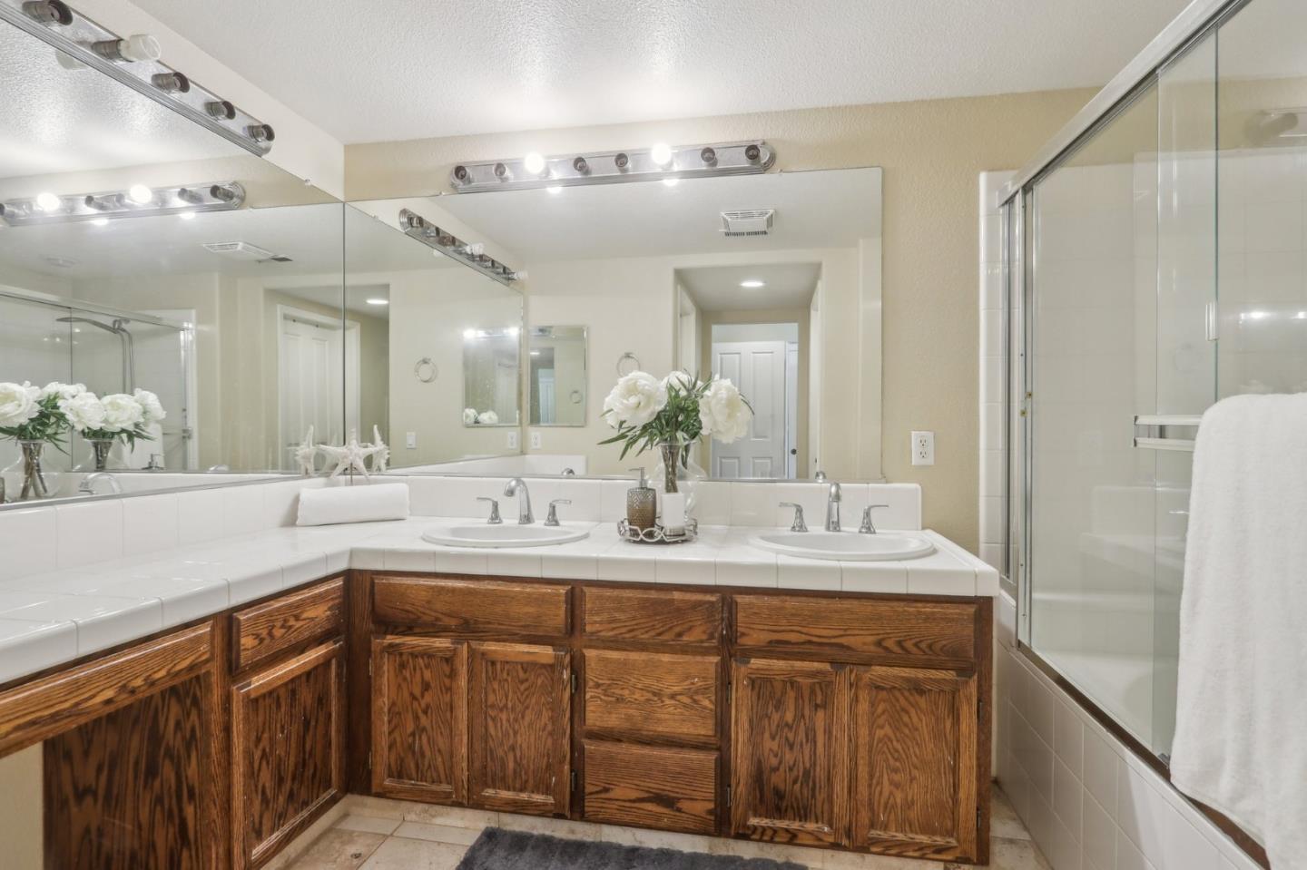 Detail Gallery Image 16 of 58 For 4231 Siena Ct, San Jose,  CA 95135 - 4 Beds | 3 Baths