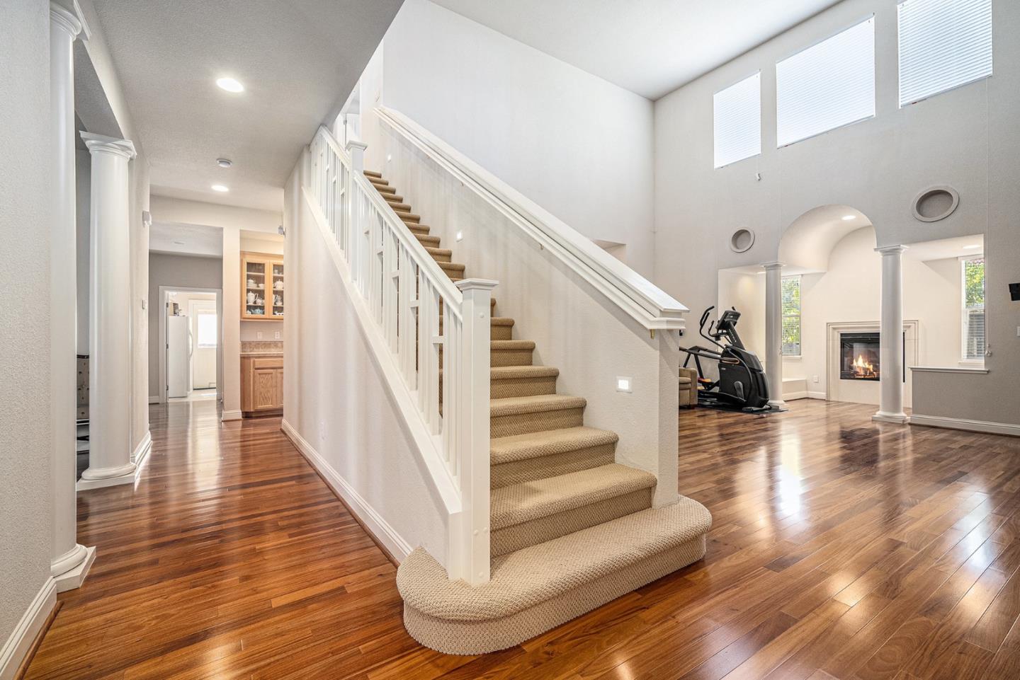 Detail Gallery Image 7 of 49 For 1964 Finger Peak Way, Antioch,  CA 94531 - 5 Beds | 5 Baths