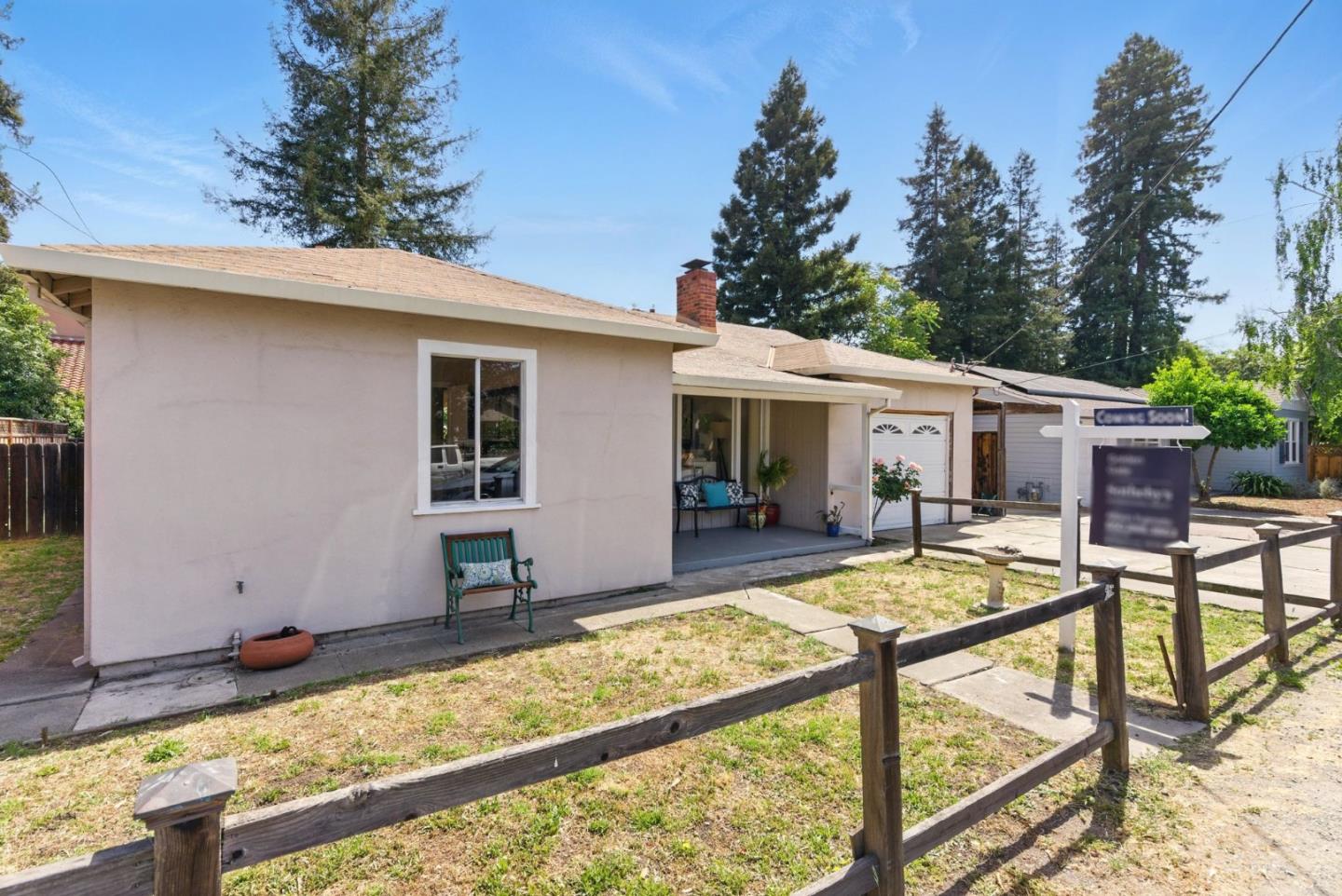 Detail Gallery Image 2 of 30 For 41 Murray Ct, Redwood City,  CA 94061 - 2 Beds | 1 Baths