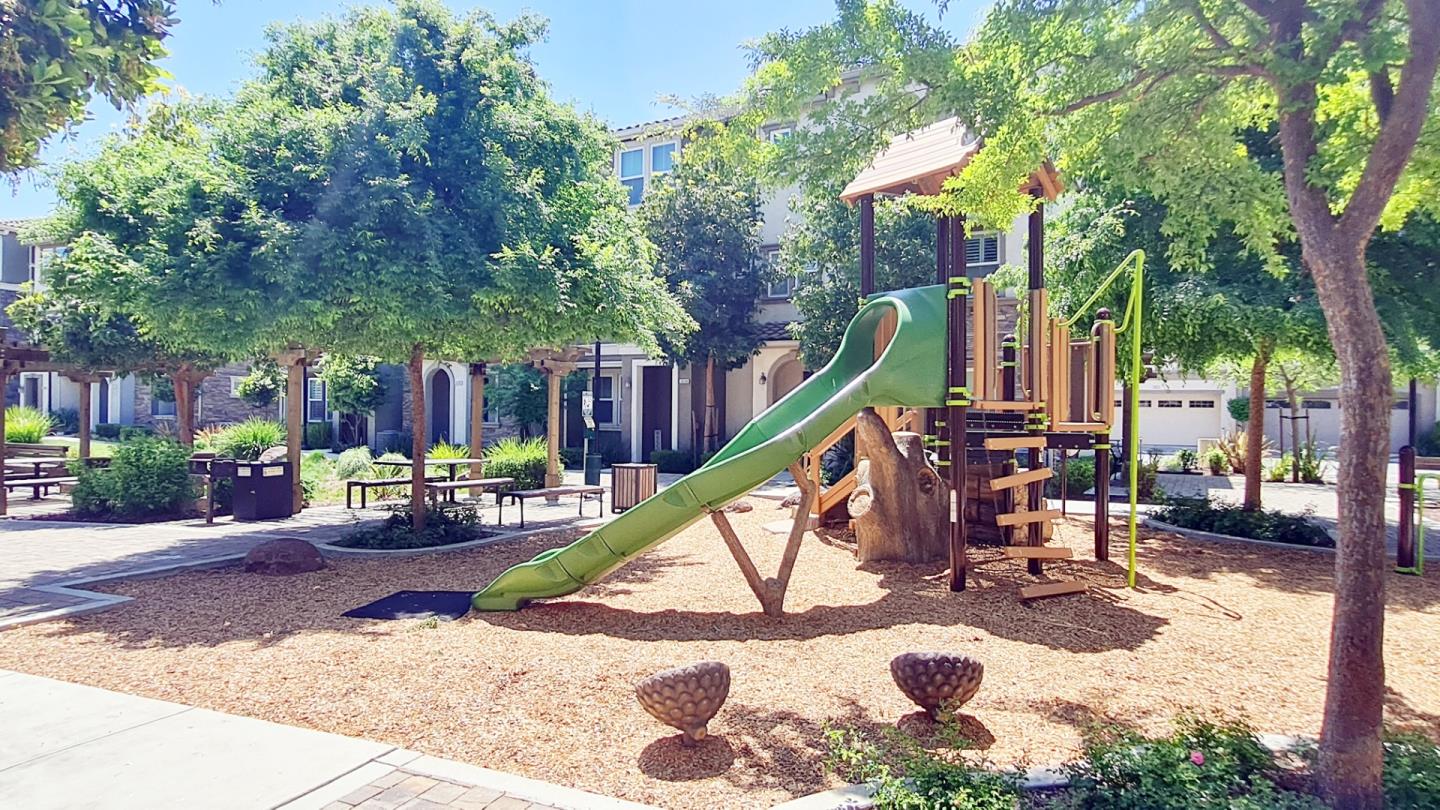 Detail Gallery Image 29 of 29 For 17989 Cantabria Ln, Morgan Hill,  CA 95037 - 3 Beds | 2/1 Baths