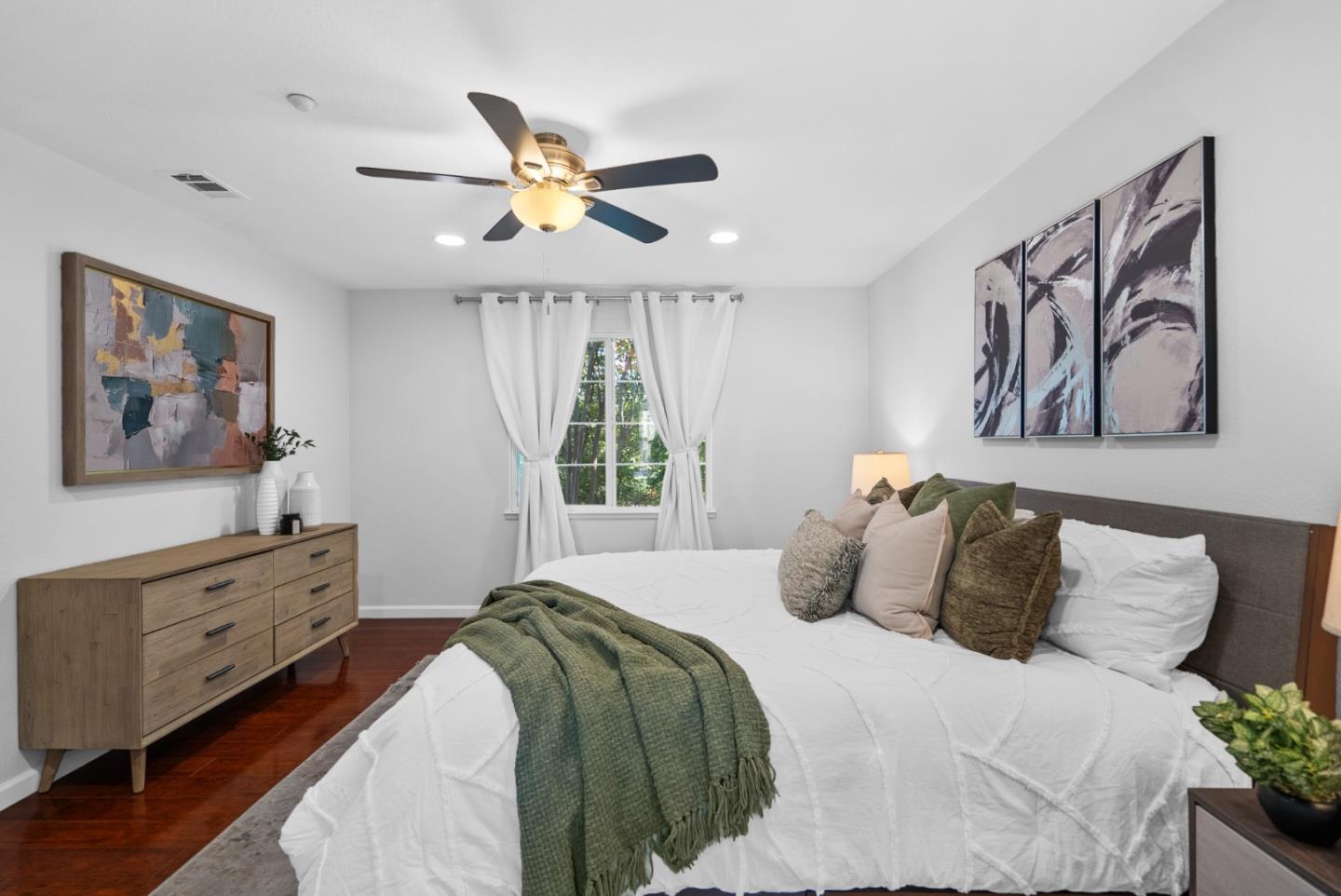 Detail Gallery Image 37 of 57 For 3930 Vista Roma Dr, San Jose,  CA 95136 - 3 Beds | 2/1 Baths