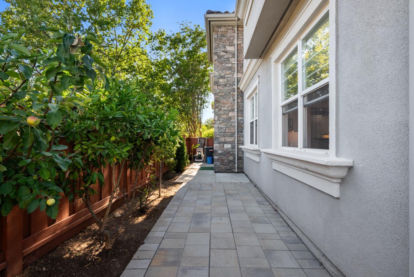 Detail Gallery Image 53 of 57 For 3930 Vista Roma Dr, San Jose,  CA 95136 - 3 Beds | 2/1 Baths