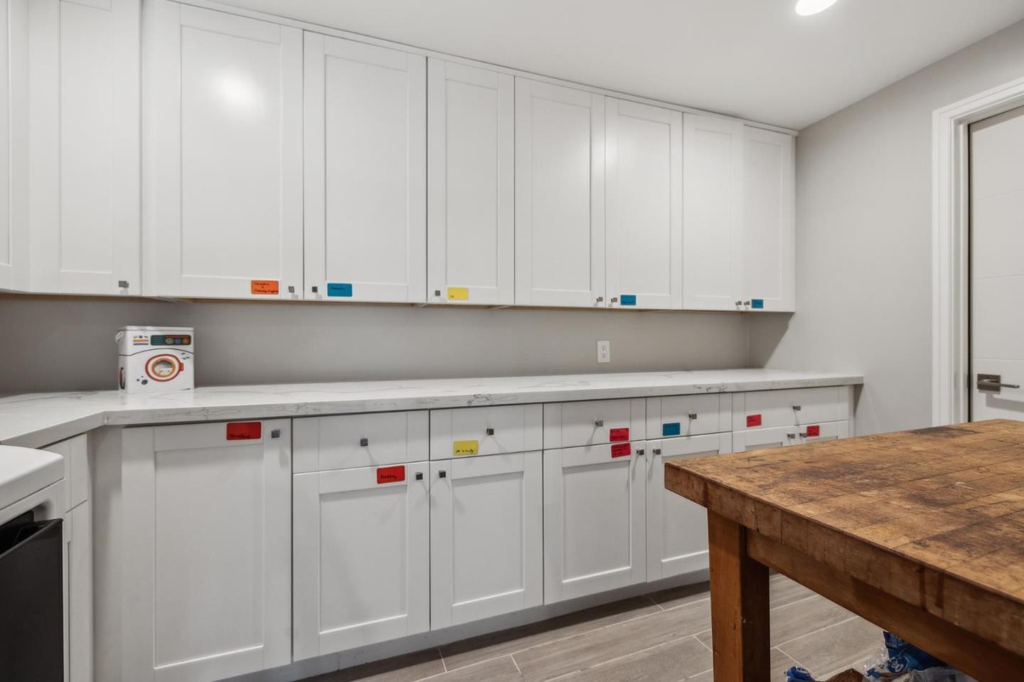 Detail Gallery Image 35 of 51 For 40 Eastlake Ave, Pacifica,  CA 94044 - 4 Beds | 4 Baths