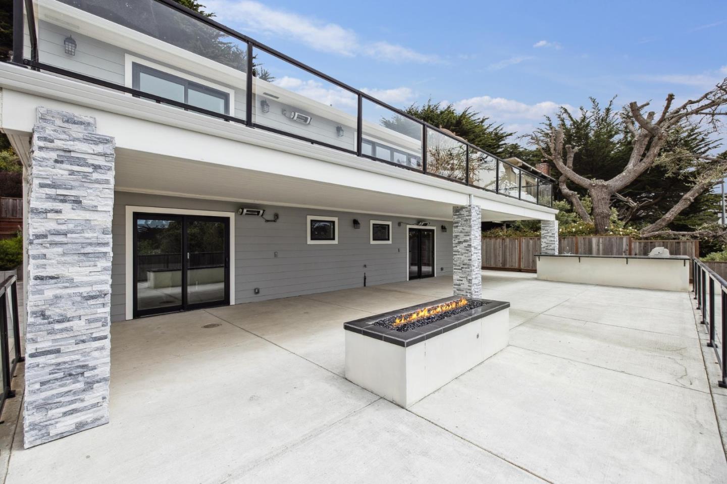 Detail Gallery Image 46 of 51 For 40 Eastlake Ave, Pacifica,  CA 94044 - 4 Beds | 4 Baths