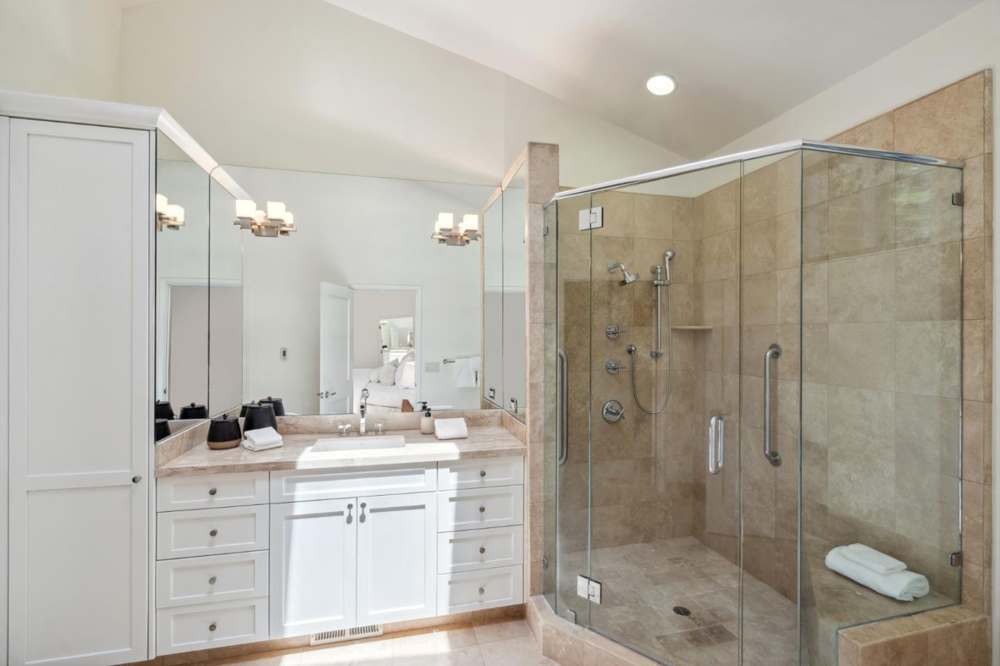 Detail Gallery Image 21 of 40 For 50 Bear Paw, Portola Valley,  CA 94028 - 4 Beds | 4 Baths