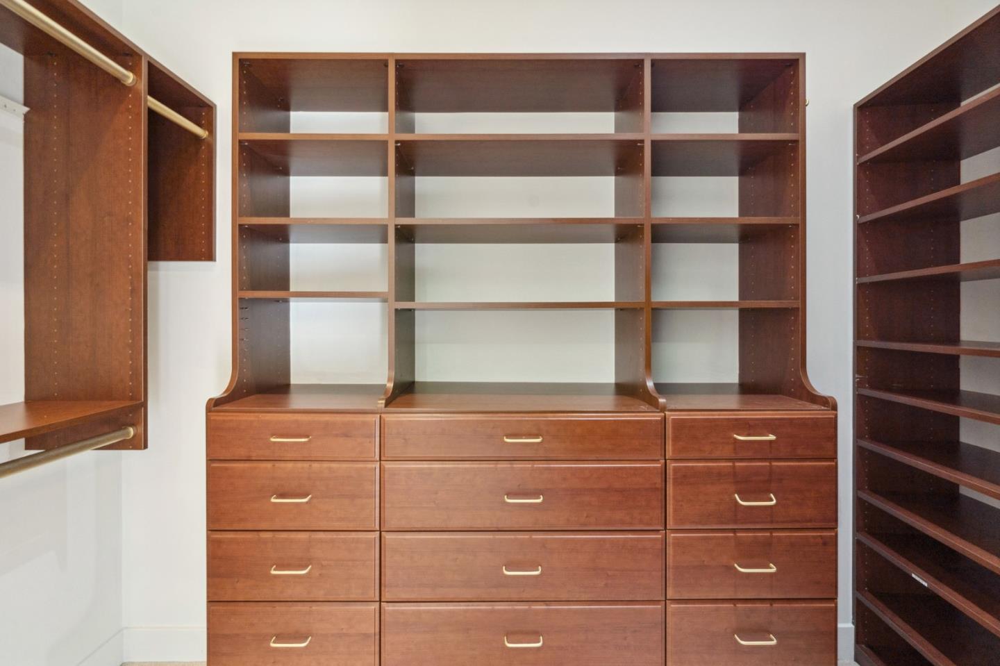 Detail Gallery Image 22 of 40 For 50 Bear Paw, Portola Valley,  CA 94028 - 4 Beds | 4 Baths
