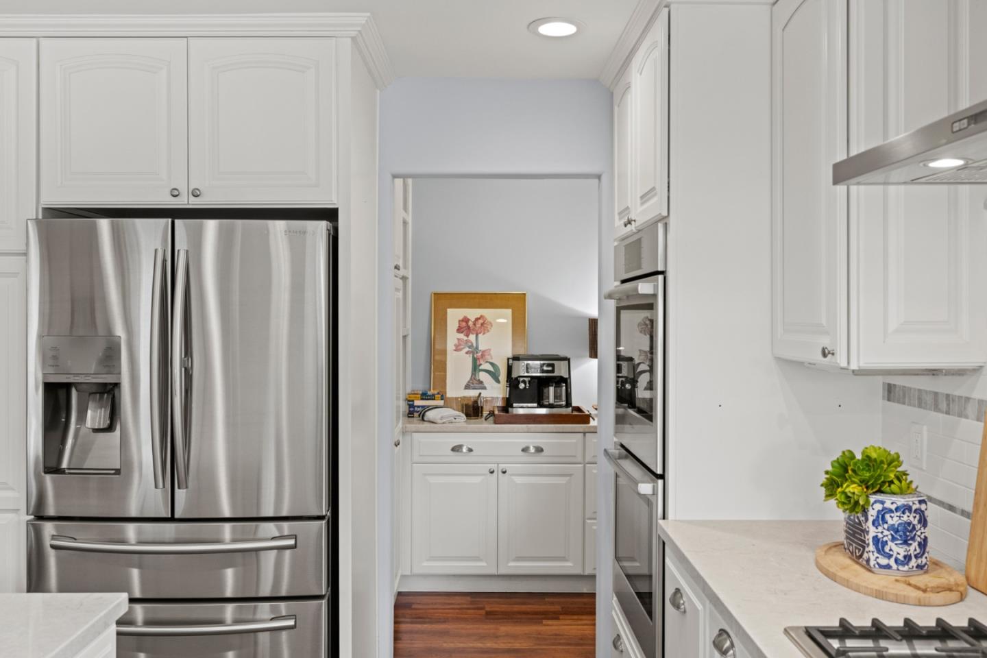 Detail Gallery Image 10 of 32 For 867 Grove St, Monterey,  CA 93940 - 3 Beds | 2 Baths