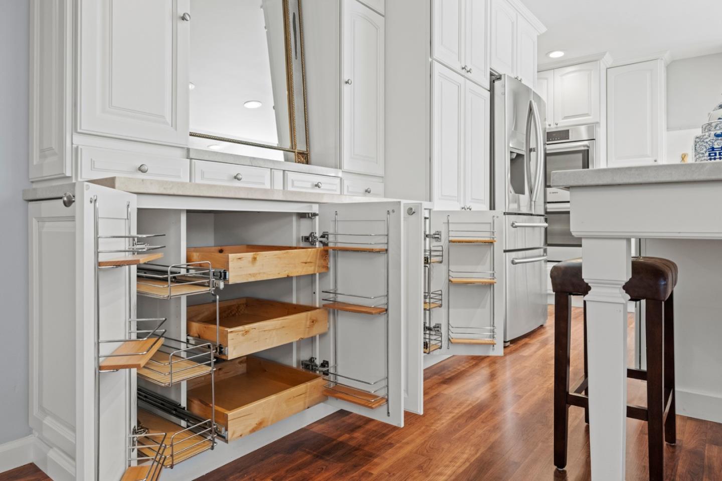 Detail Gallery Image 12 of 32 For 867 Grove St, Monterey,  CA 93940 - 3 Beds | 2 Baths