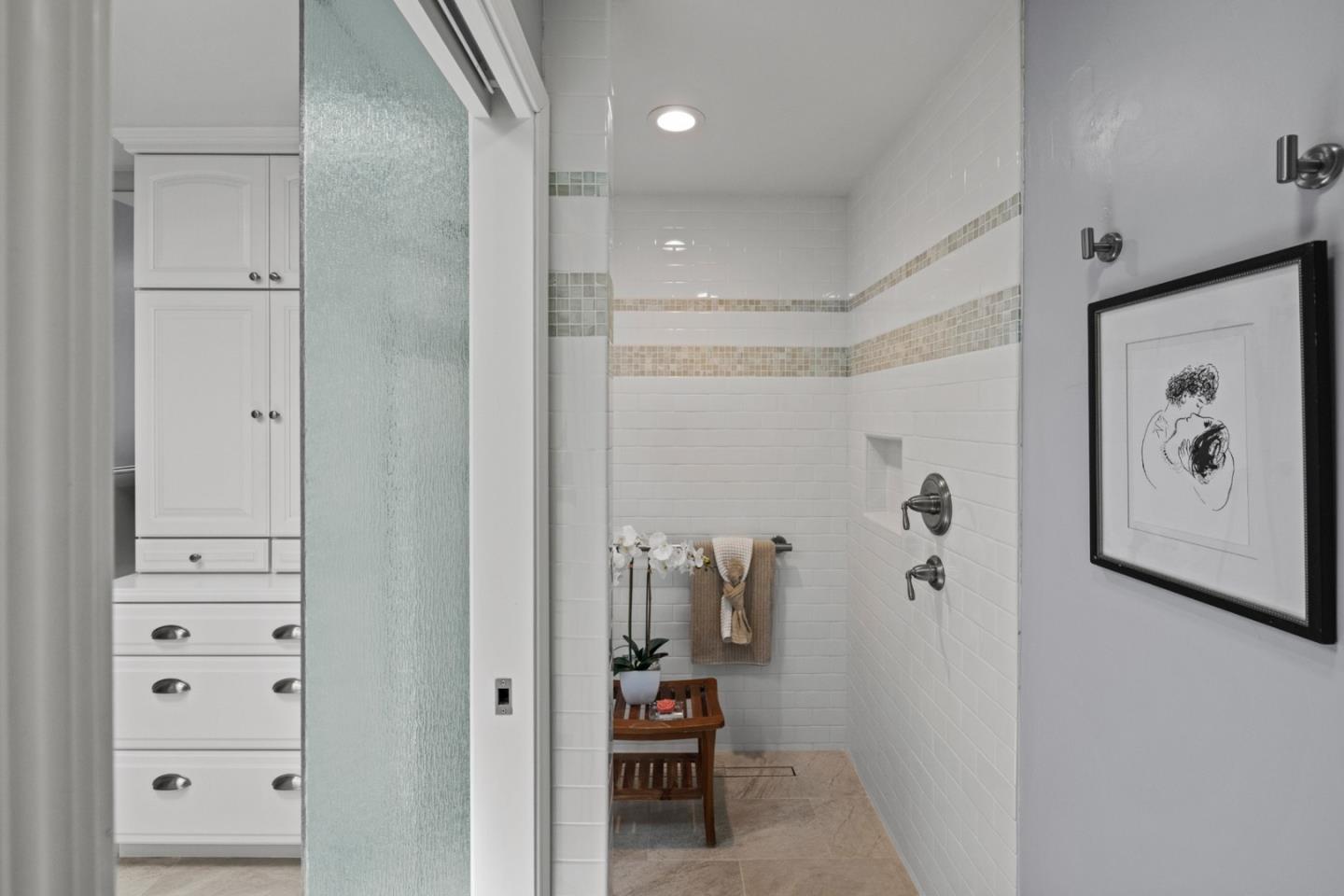 Detail Gallery Image 19 of 32 For 867 Grove St, Monterey,  CA 93940 - 3 Beds | 2 Baths