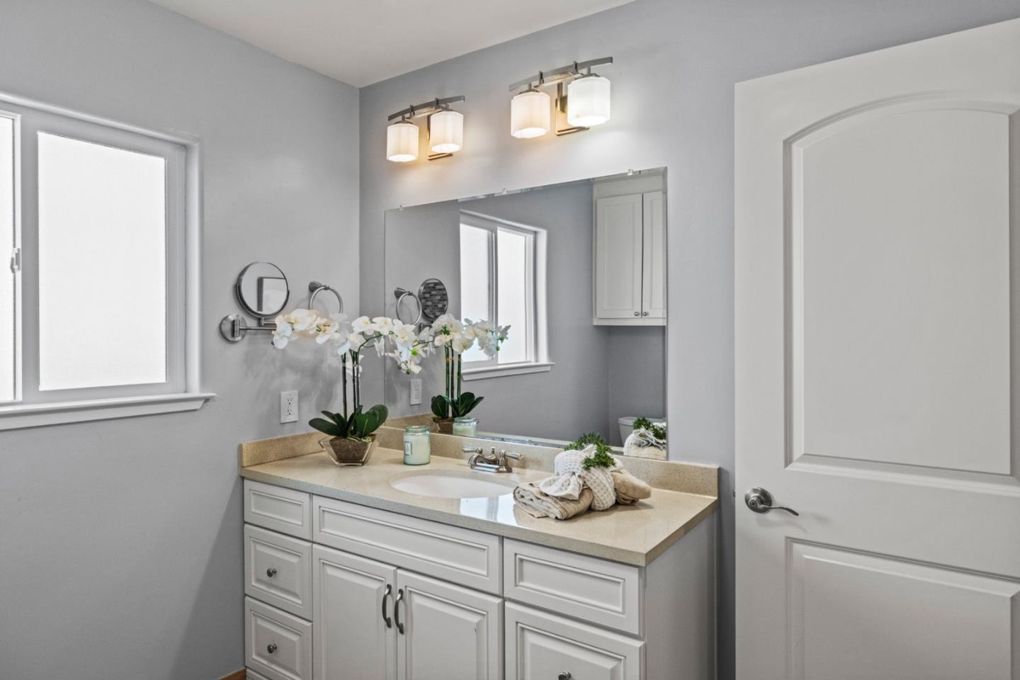 Detail Gallery Image 22 of 32 For 867 Grove St, Monterey,  CA 93940 - 3 Beds | 2 Baths
