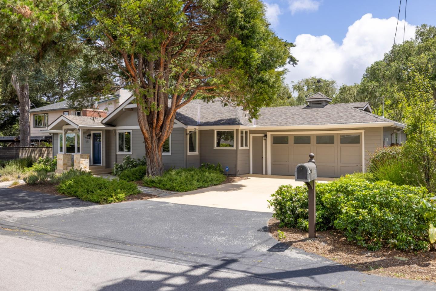 Detail Gallery Image 32 of 32 For 867 Grove St, Monterey,  CA 93940 - 3 Beds | 2 Baths