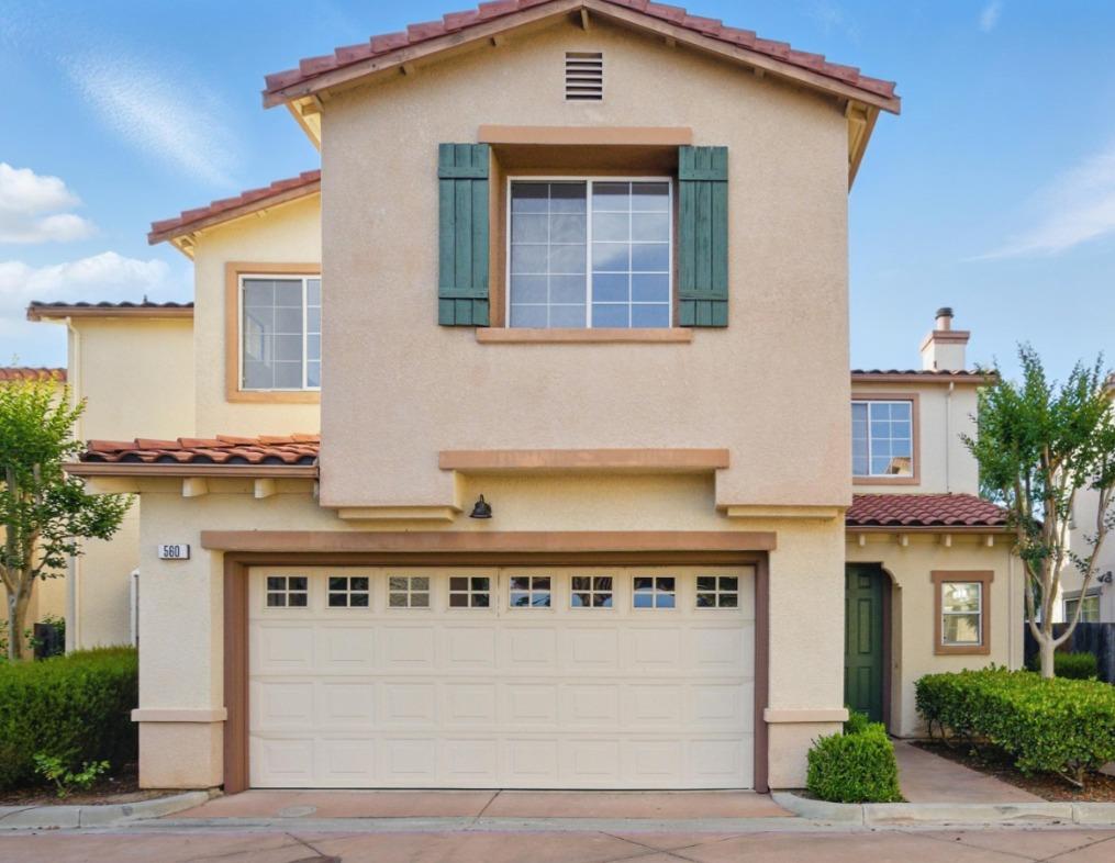 Detail Gallery Image 1 of 31 For 560 Villa Centre Way, San Jose,  CA 95128 - 4 Beds | 2/1 Baths