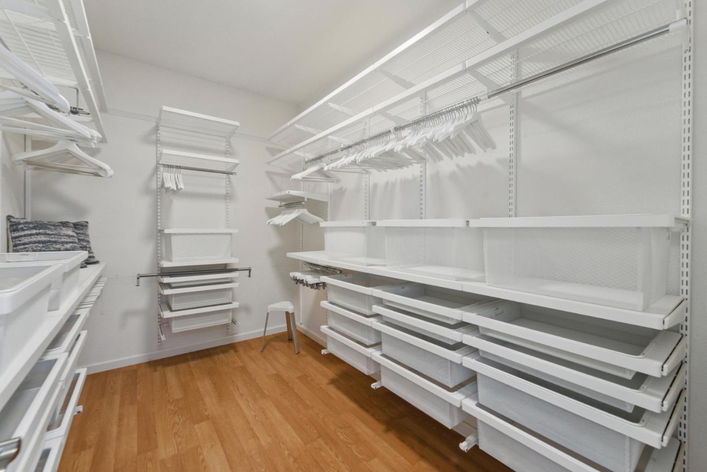 Detail Gallery Image 17 of 31 For 560 Villa Centre Way, San Jose,  CA 95128 - 4 Beds | 2/1 Baths