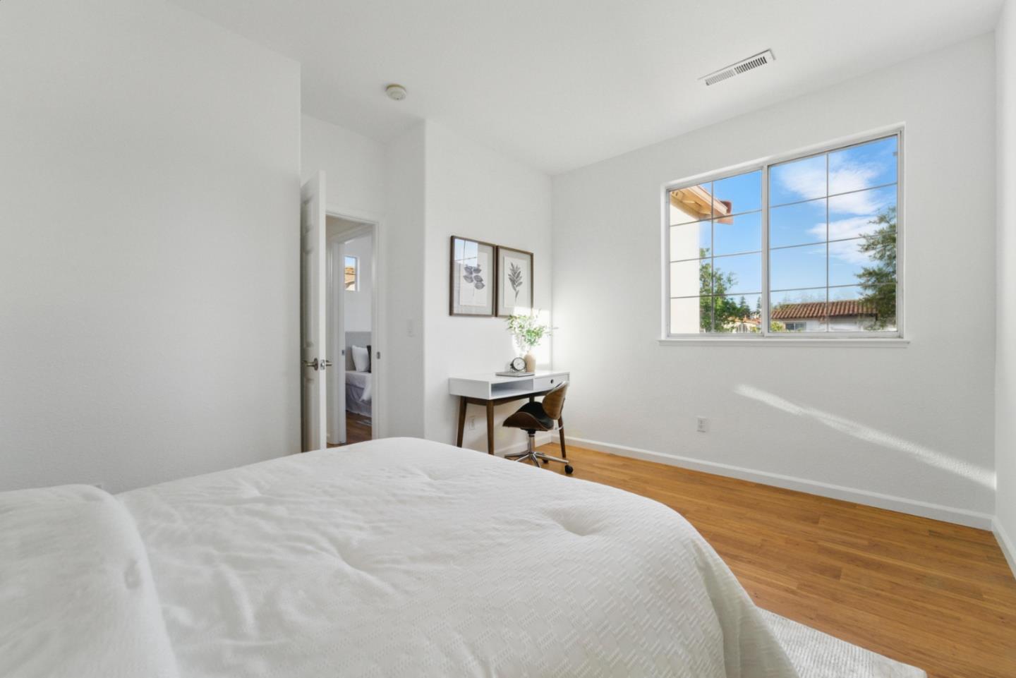 Detail Gallery Image 25 of 31 For 560 Villa Centre Way, San Jose,  CA 95128 - 4 Beds | 2/1 Baths