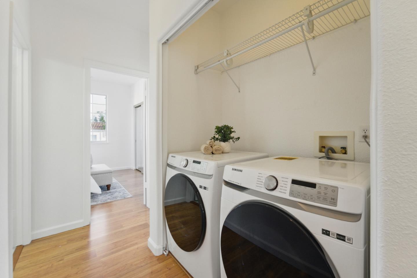 Detail Gallery Image 27 of 31 For 560 Villa Centre Way, San Jose,  CA 95128 - 4 Beds | 2/1 Baths