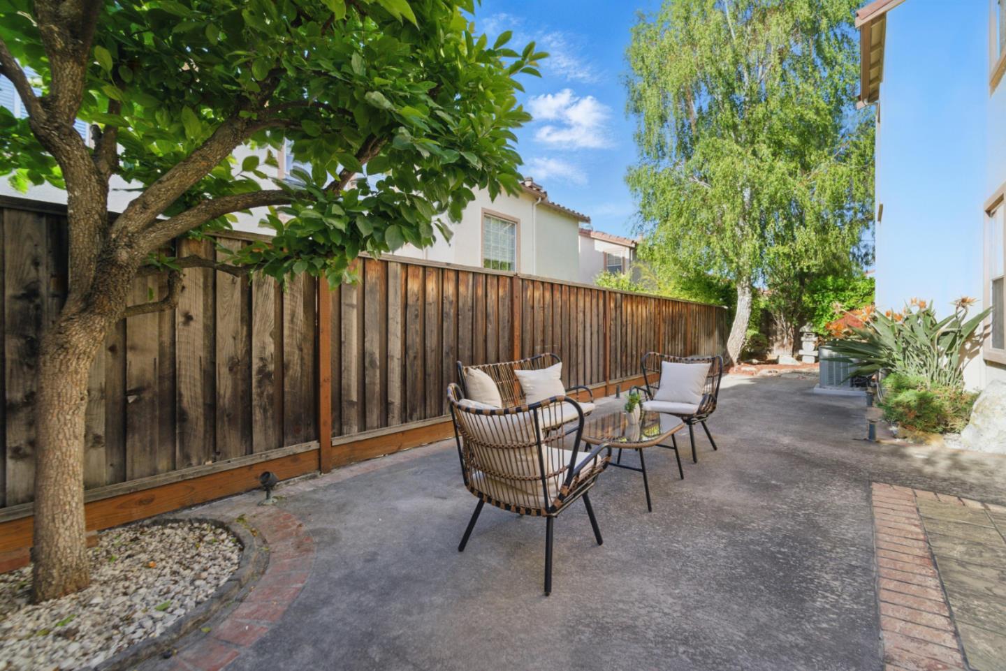 Detail Gallery Image 28 of 31 For 560 Villa Centre Way, San Jose,  CA 95128 - 4 Beds | 2/1 Baths