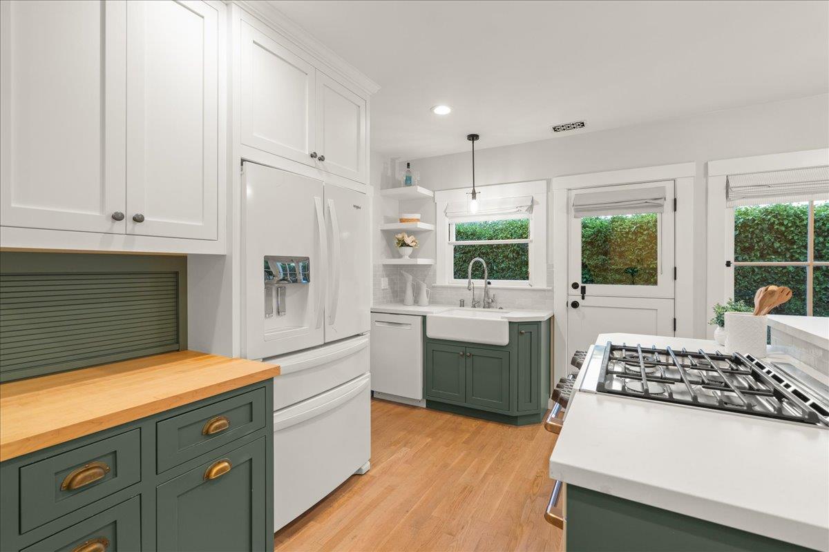 Detail Gallery Image 20 of 67 For 1349 Iris Ct, San Jose,  CA 95125 - 3 Beds | 2/1 Baths