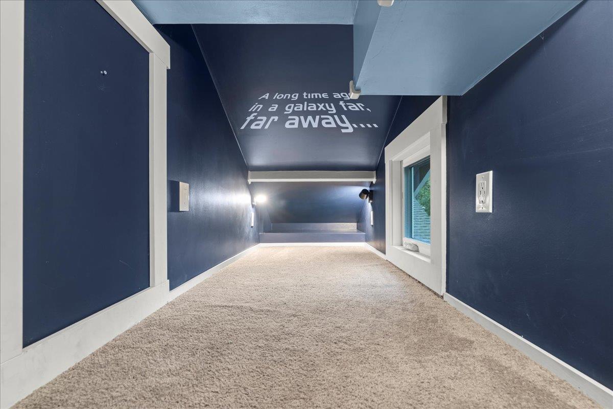 Detail Gallery Image 33 of 67 For 1349 Iris Ct, San Jose,  CA 95125 - 3 Beds | 2/1 Baths