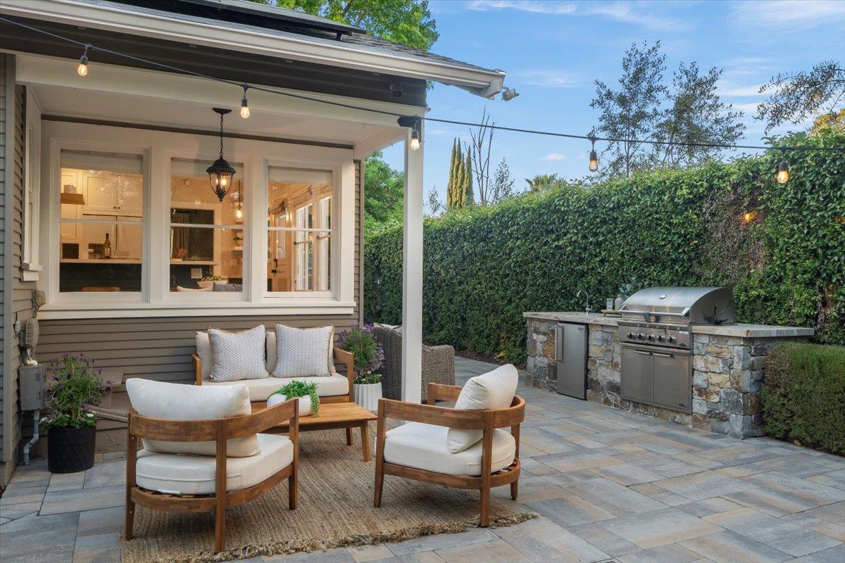 Detail Gallery Image 39 of 67 For 1349 Iris Ct, San Jose,  CA 95125 - 3 Beds | 2/1 Baths